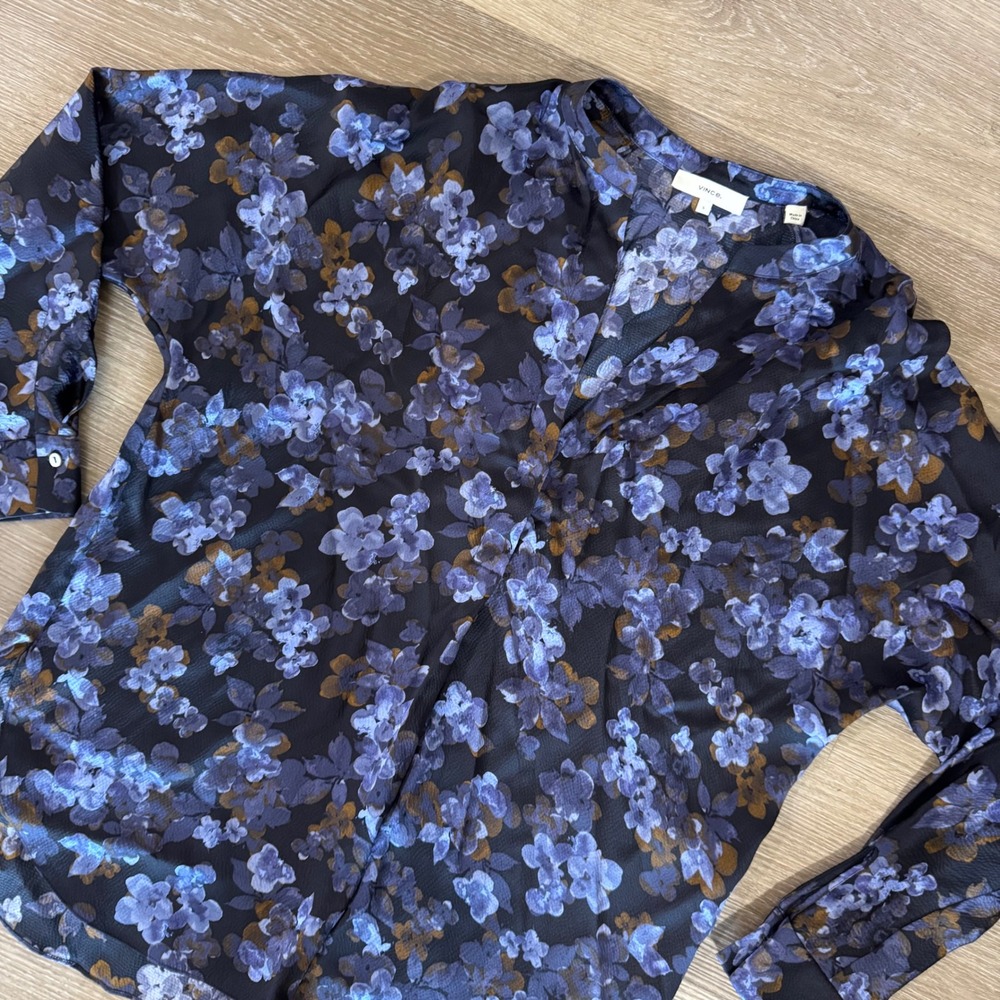 Vince Blouse Womens Small Blue Floral 100% Silk V-Neck Long Sleeve Top